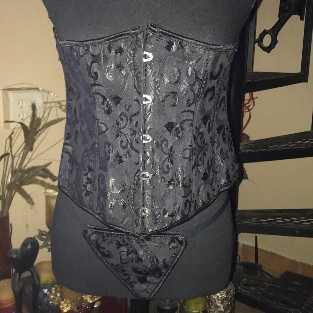 NWT 2 piece Shape wear Corset Bustier & Thong Panties